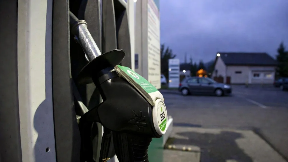 Mais pourquoi personne ne roule au Superéthanol E85 alors qu'il est le moins cher ?